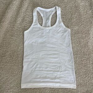 Lululemon shirt